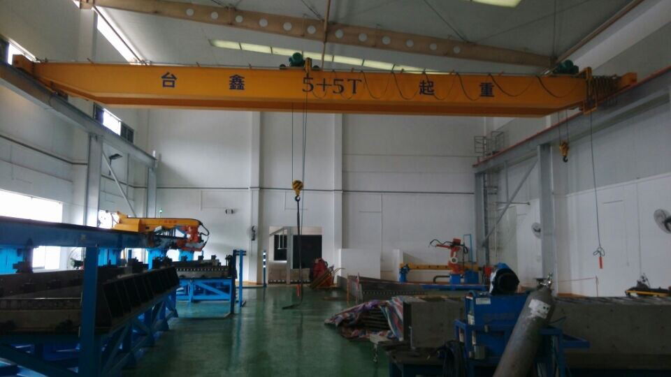 電動雙梁起重機(jī) LH5T+5T